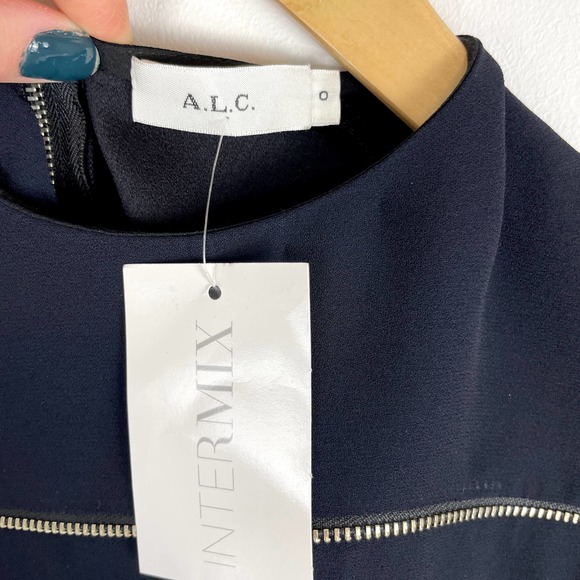 A.L.C. Zipper Detail Sleeveless Crop Top In Navy Size 0 New - Picture 3 of 7